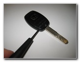 Honda-CR-V-Key-Fob-Battery-Replacement-Guide-006