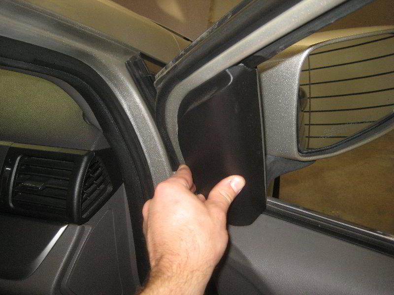 Honda-Odyssey-Interior-Door-Panel-Removal-Guide-065