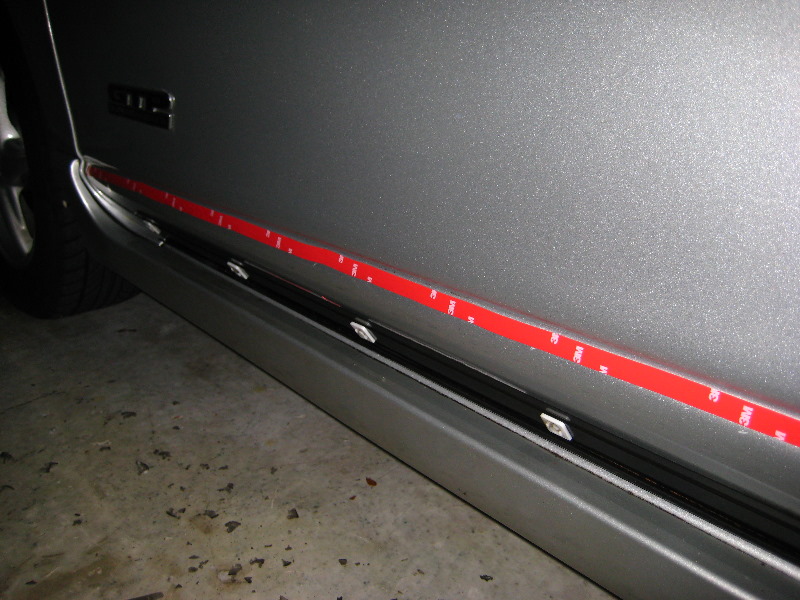 Reattach-Automotive-Door-Molding-Trim-016