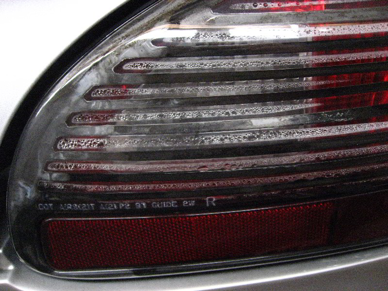 How-To-Fix-Tail-Light-Headlight-Condensation-003