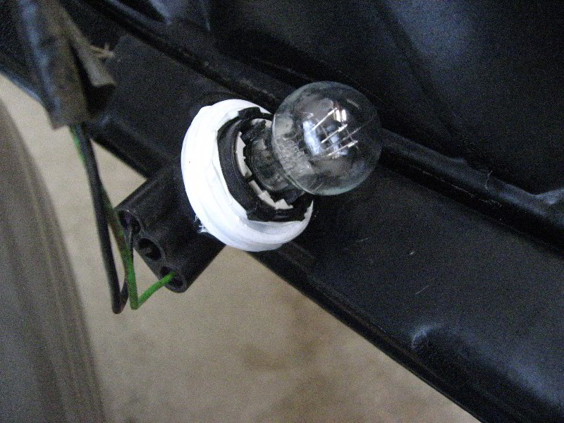 How-To-Fix-Tail-Light-Headlight-Condensation-023