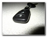 Hyundai-Santa-Fe-Key-Fob-Battery-Replacement-Guide-002