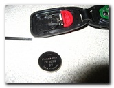 Hyundai-Santa-Fe-Key-Fob-Battery-Replacement-Guide-007