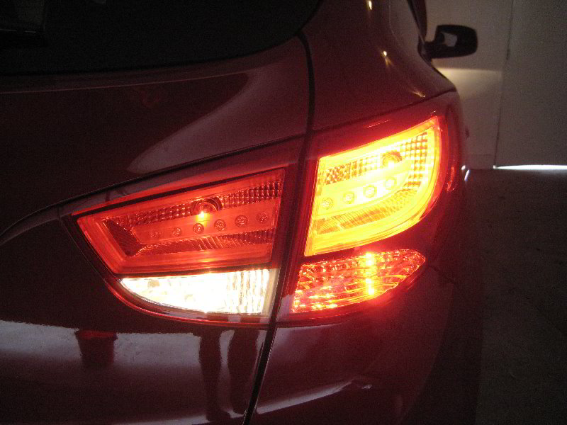Hyundai-Tucson-Tail-Light-Bulbs-Replacement-Guide-045