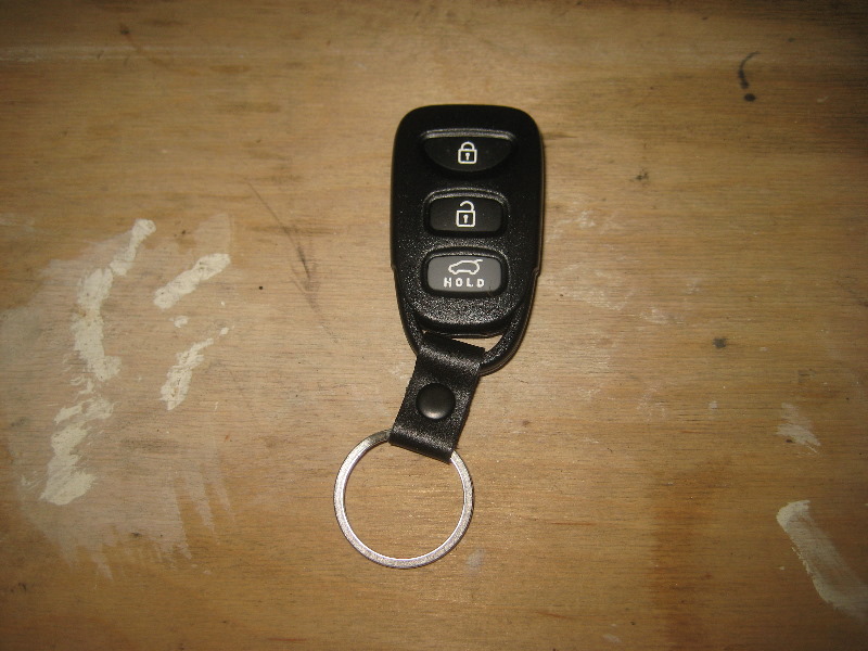 Hyundai-Veloster-Key-Fob-Battery-Replacement-Guide-001