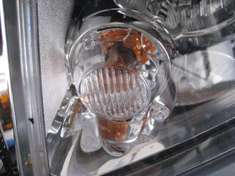 Jeep-Grand-Cherokee-Headlight-Bulbs-Replacement-Guide-021