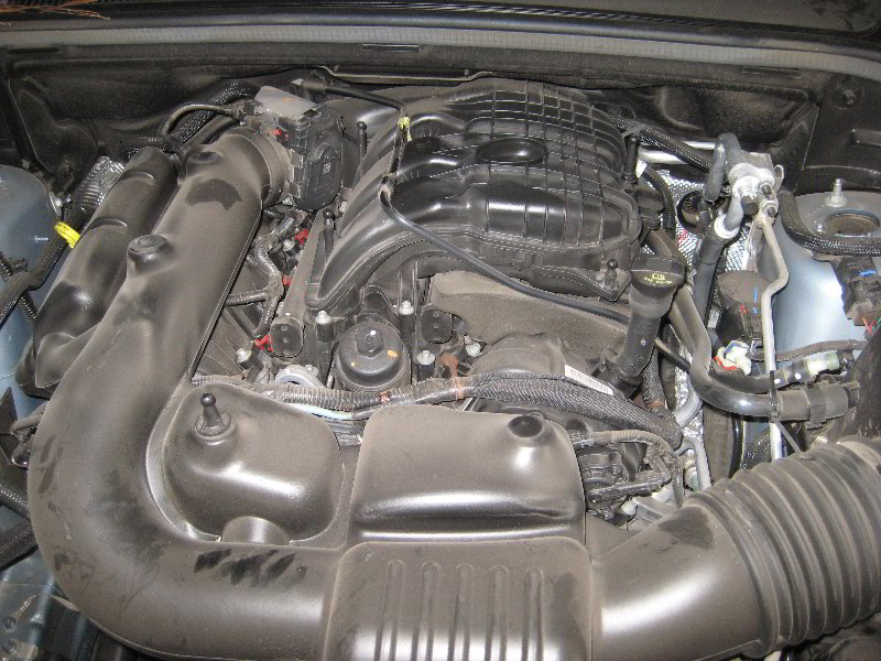 Jeep-Grand-Cherokee-Pentastar-V6-Engine-Oil-Change-Guide-004