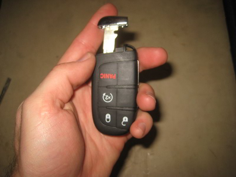 Jeep-Renegade-Key-Fob-Battery-Replacement-Guide-016