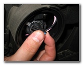 Kia-Sportage-Headlight-Bulbs-Replacement-Guide-008
