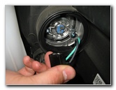 Kia-Sportage-Headlight-Bulbs-Replacement-Guide-015