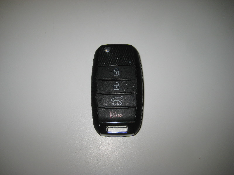 Kia-Sportage-Key-Fob-Battery-Replacement-Guide-001
