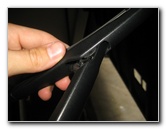 Kia-Sportage-Rear-Window-Wiper-Blade-Replacement-Guide-011