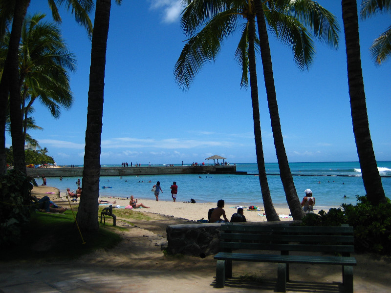 Kuhio-Beach-Park-Waikiki-Beach-Honolulu-Oahu-Hawaii-008
