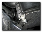 Mazda-CX-9-Headlight-Bulbs-Replacement-Guide-010
