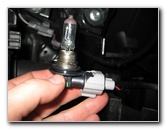 Mazda-CX-9-Headlight-Bulbs-Replacement-Guide-032
