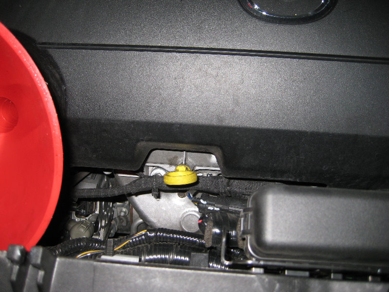 Mazda-CX-9-MZI-V6-Engine-Oil-Change-Guide-018