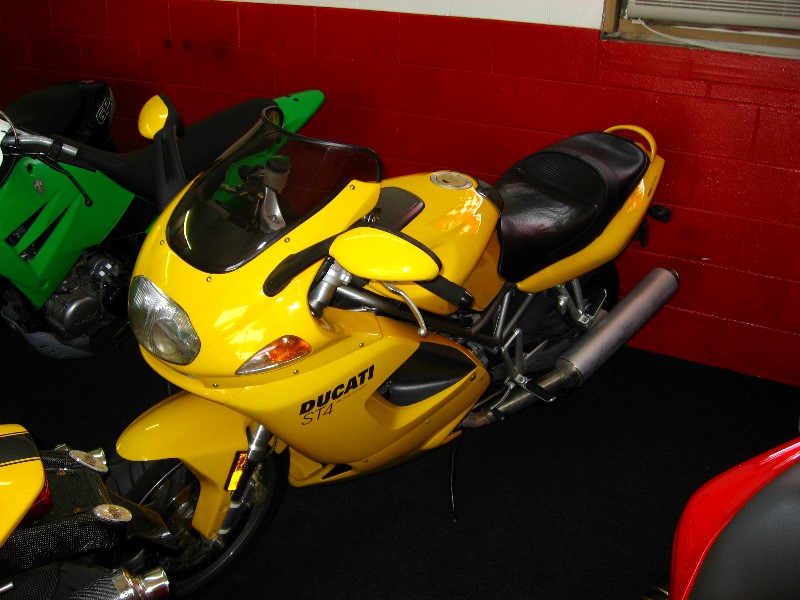 Melilli-Moto-Ducati-Sales-Parts-Service-004