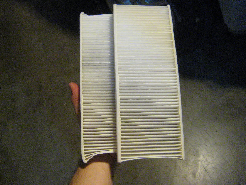 Nissan-Frontier-AC-Cabin-Air-Filter-Replacement-Guide-017