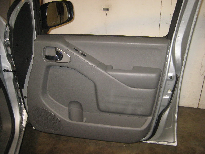 Nissan-Frontier-Interior-Door-Panel-Removal-Guide-039