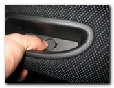 Nissan-Juke-Plastic-Interior-Door-Panel-Removal-Guide-027