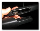 Nissan-Juke-Rear-Window-Wiper-Blade-Replacement-Guide-007