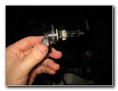 Nissan-Murano-Headlight-Bulbs-Replacement-Guide-026