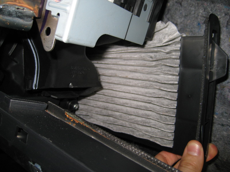 Nissan versa cabin air filter install #2