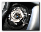 Nissan-Versa-Headlight-Bulbs-Replacement-Guide-009
