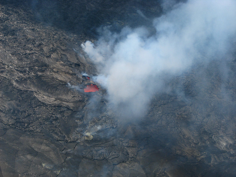 Safari-Helicopter-Tours-Volcanic-Lava-Waterfalls-Hilo-Big-Island-Hawaii-043