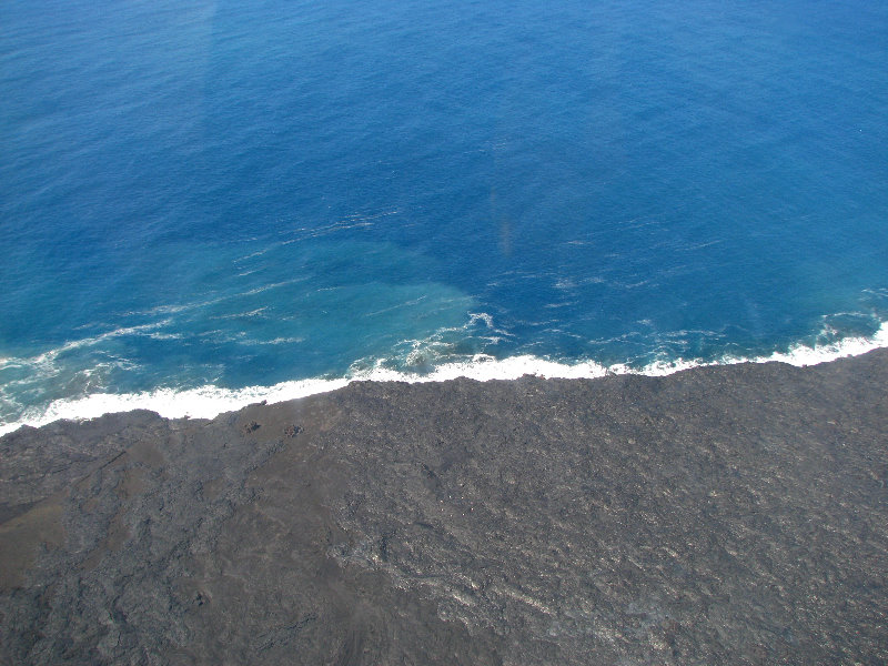 Safari-Helicopter-Tours-Volcanic-Lava-Waterfalls-Hilo-Big-Island-Hawaii-061