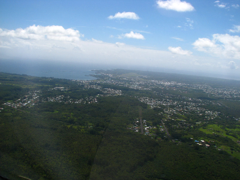 Safari-Helicopter-Tours-Volcanic-Lava-Waterfalls-Hilo-Big-Island-Hawaii-100