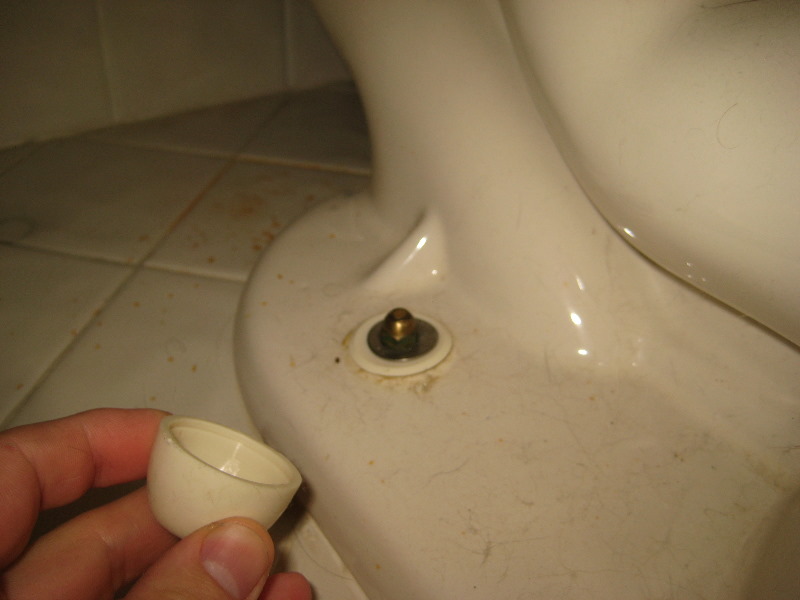 Sani-Seal-Waxless-Toilet-Flange-Gasket-Installation-Guide-005