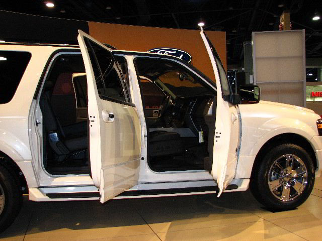 Ford-2007-Vehicle-Models-019