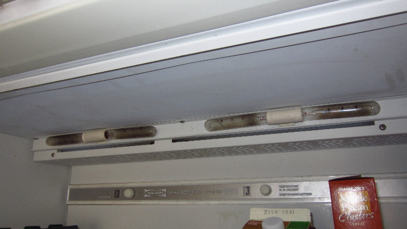 Sub-Zero-Refrigerator-Light-Bulbs-Replacement-Guide-013