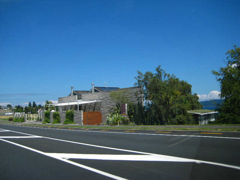 Taupo-Town-Waikato-Region-North-Island-New-Zealand-012