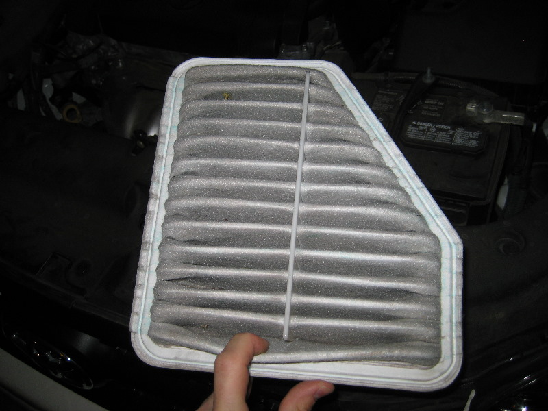 Toyota-RAV4-I4-Engine-Air-Filter-Replacement-Guide-007