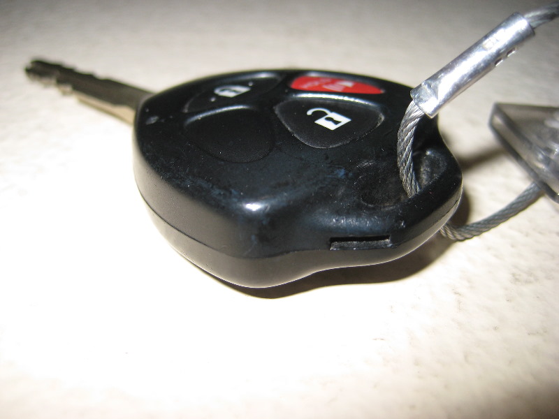 replace battery in toyota key fob #3
