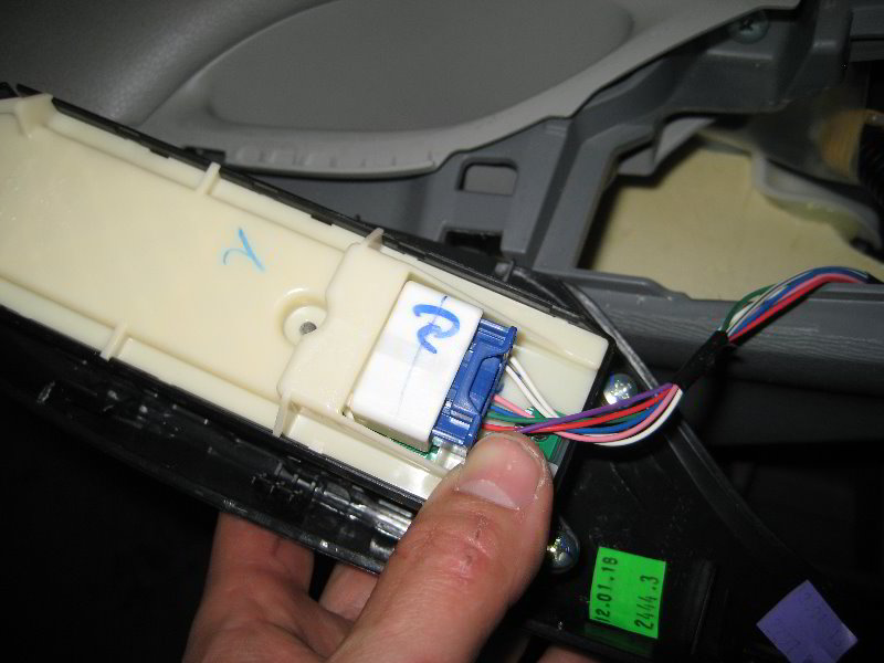 Toyota-Sienna-Interior-Door-Panel-Removal-Guide-036