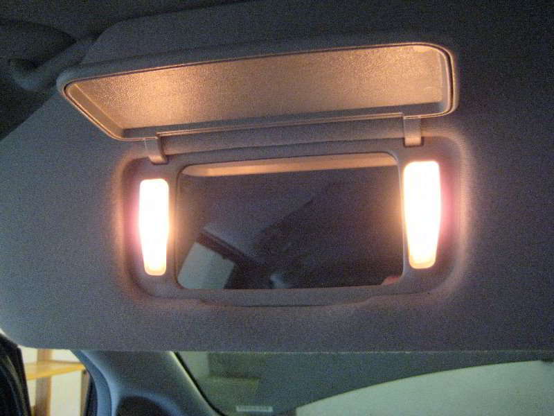 Toyota-Sienna-Vanity-Mirror-Light-Bulb-Replacement-Guide-012