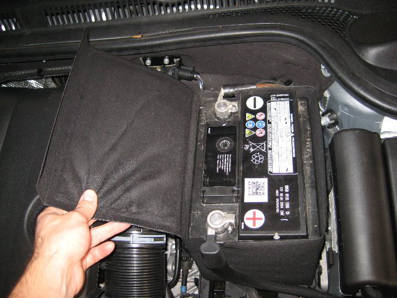 VW-Jetta-12-Volt-Car-Battery-Replacement-Guide-002