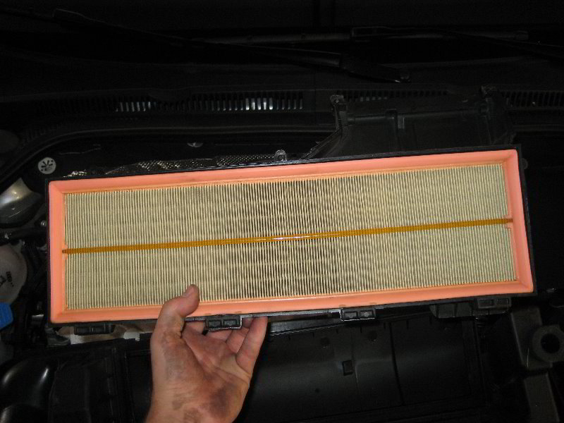 VW-Jetta-I5-Engine-Air-Filter-Replacement-Guide-019