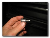 VW-Tiguan-Interior-Door-Panel-Removal-Guide-014