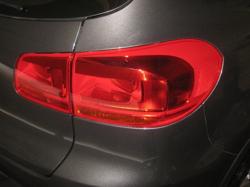 VW-Tiguan-Tail-Light-Bulbs-Replacement-Guide-001