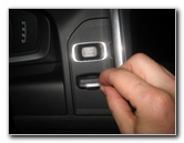 Volvo-XC60-Windshield-Window-Wiper-Blades-Replacement-Guide-001