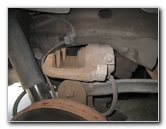 2000-2006-GM-Chevrolet-Tahoe-Rear-Disc-Brake-Pads-Rotors-Replacement-Guide-018
