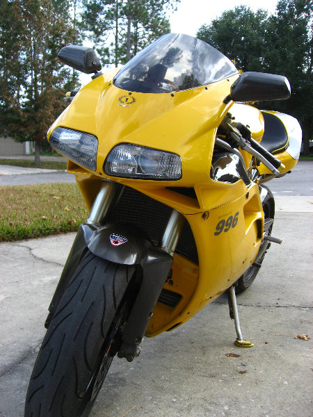 2001-Ducati-996-Sport-Bike-Motorcycle-004