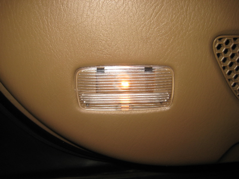 2003-2008-Honda-Pilot-Door-Panel-Courtesy-Step-Light-Bulb-Replacement-Guide-011