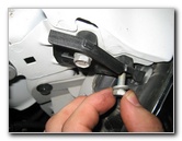 2008-2012-Chevy-Malibu-Headlight-Bulbs-Replacement-Guide-079
