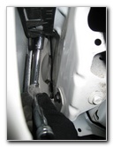 2008-2012-Chevy-Malibu-Headlight-Bulbs-Replacement-Guide-089