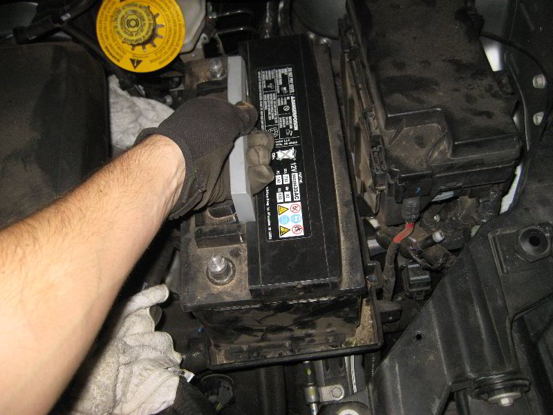 2008-2014-Dodge-Grand-Caravan-12V-Automotive-Battery-Replacement-Guide-016